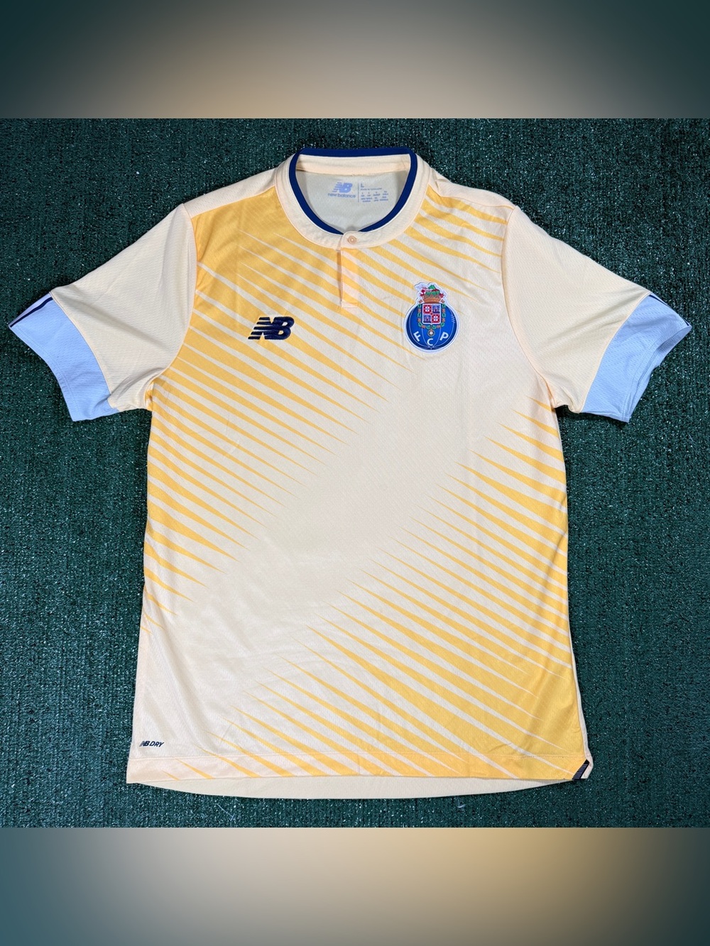 New Balance FC Porto 2022-23 Away Short Sleeve Jersey Size Large
